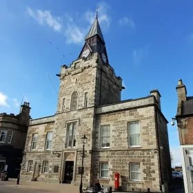 nairn-courthouse-clan-rose-3 day tour-