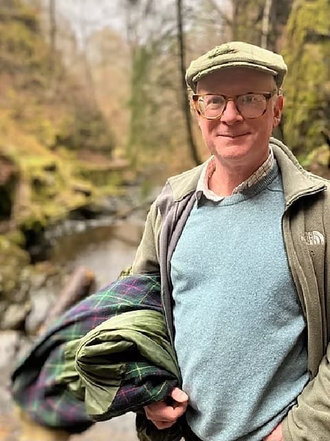 Inverness Tour Guide - Sandy Dear out in the woods today!